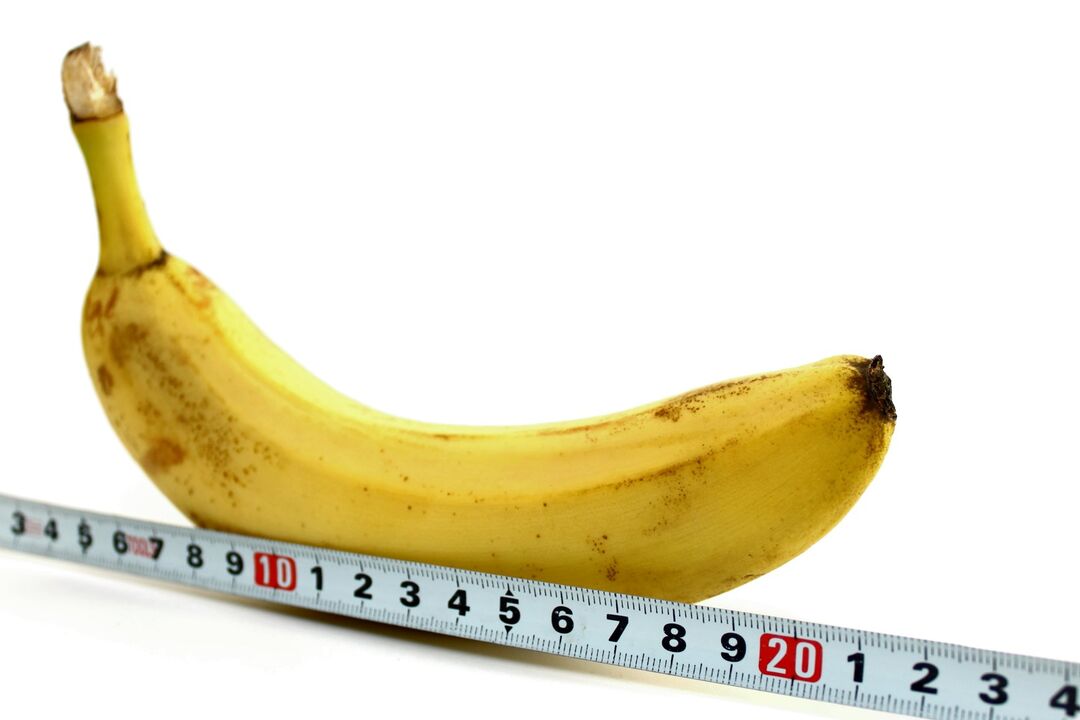 La dimensione del pene usando l'esempio di una banana